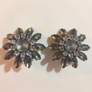 Vintage JUDY LEE Signed Gray Green Rhinestone Flower Cluster Clip On Earrings